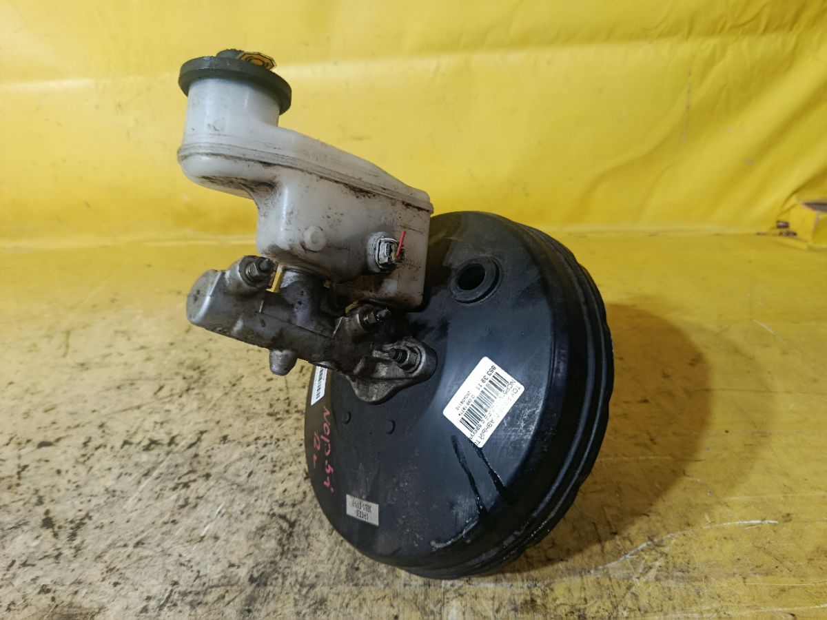 Главный тормозной цилиндр на Toyota Probox NCP51V 1NZ-FE Фото 1