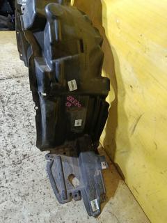 Подкрылок 53875-289201 на Toyota Noah ZRR70G Фото 2