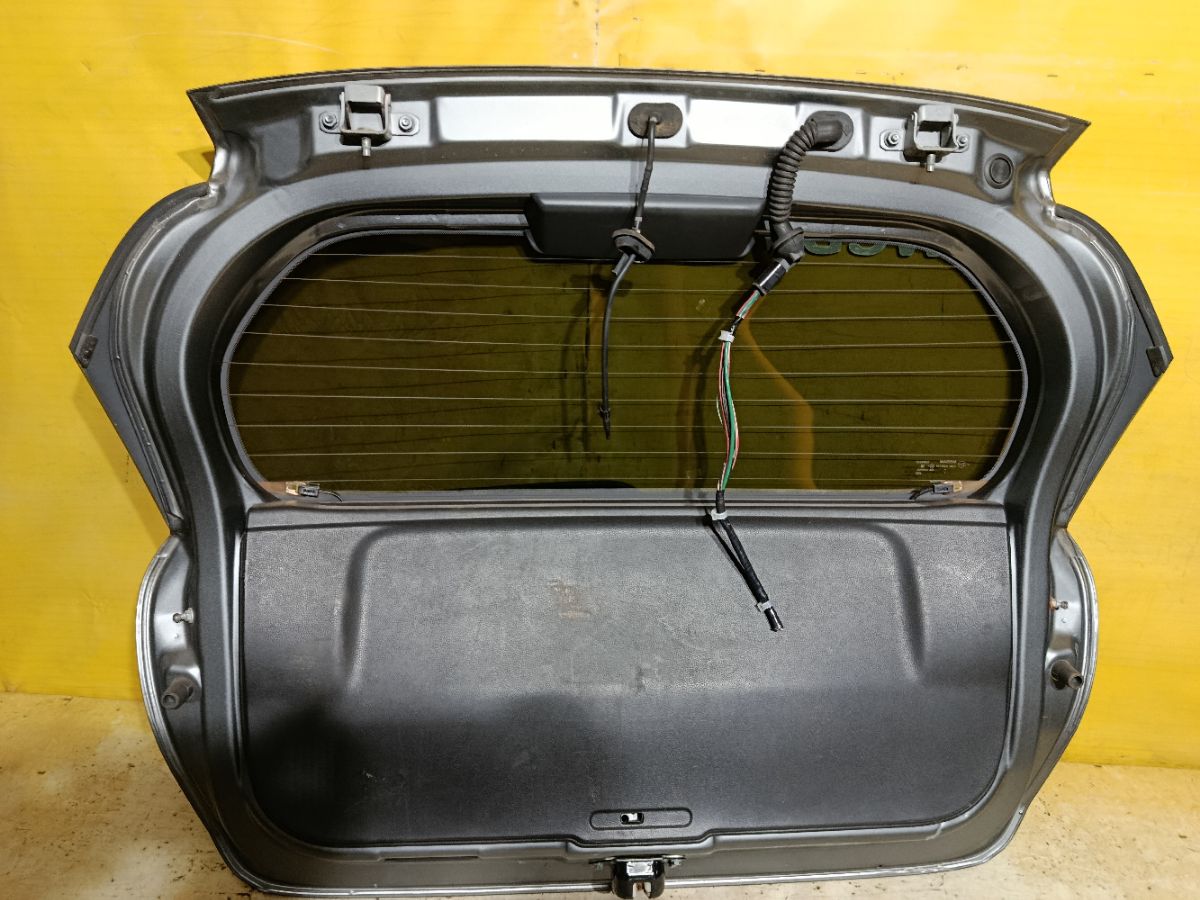 Дверь задняя на Nissan Note E12 Фото 8