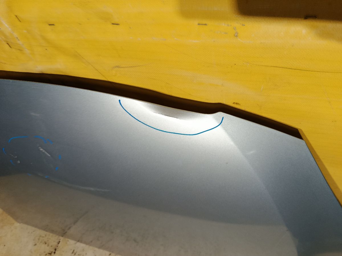 Капот 05031967, 12302101, 160108, 2741660, 3421280A1, 453303, 453303J, 5605000, 6803003421280P, 8120189, 931800, 99C30, D6Y1-52-31X, FP 4420 280, GD99C30, L04472, MV D6Y15231X, MVD6Y15231X, MZ0201A, MZ20052A, MZ20052AJ, MZ20052AQ, MZ20052AV, MZ3093100, MZ3093130, MZ51101500000, MZX0207330, PMZ20052A, STMZ520150, YRJ10M208001 на Mazda Demio DE3FS Фото 4