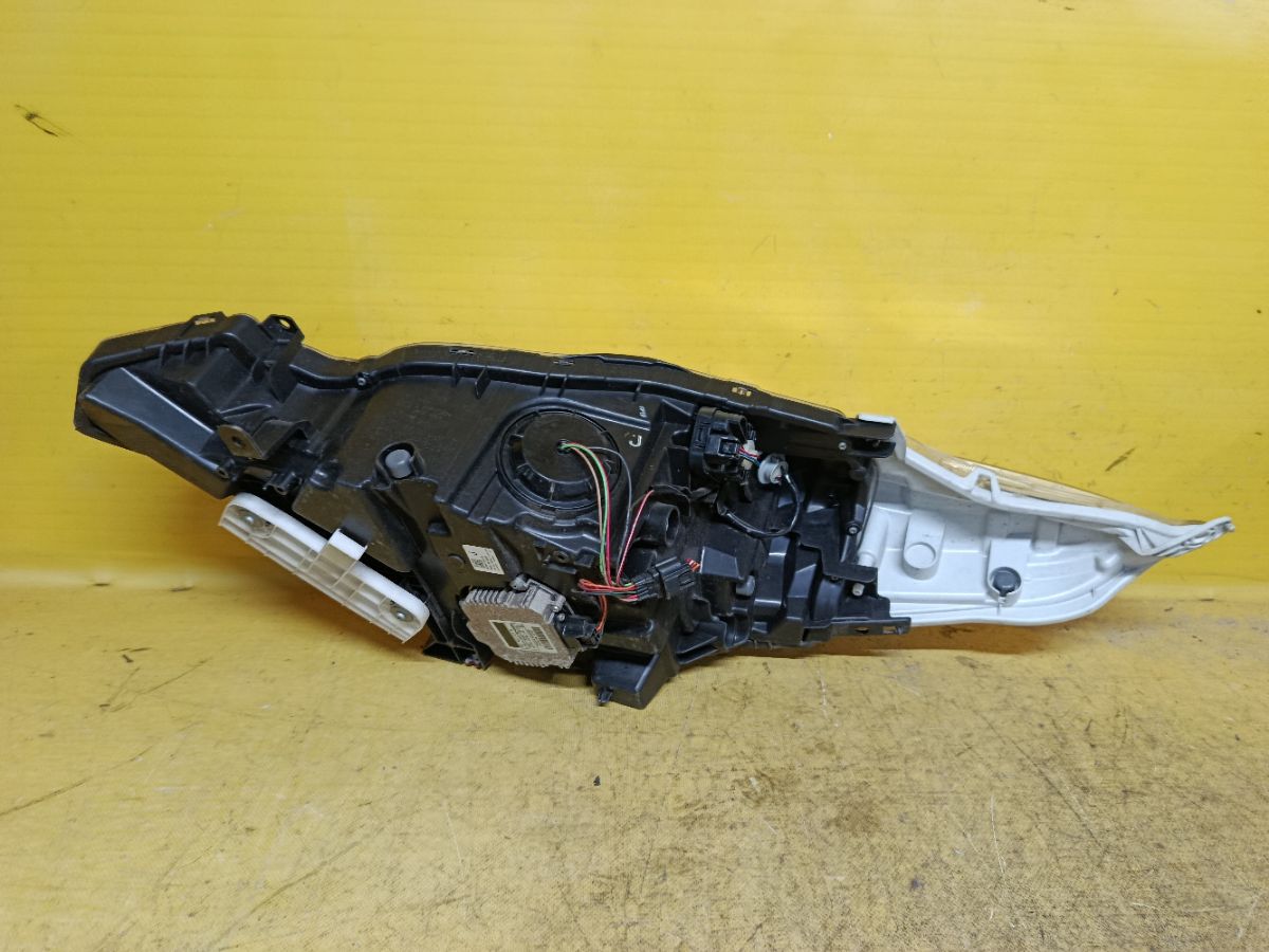 Фара 1862 1862, на Nissan Leaf AZE0 Фото 2