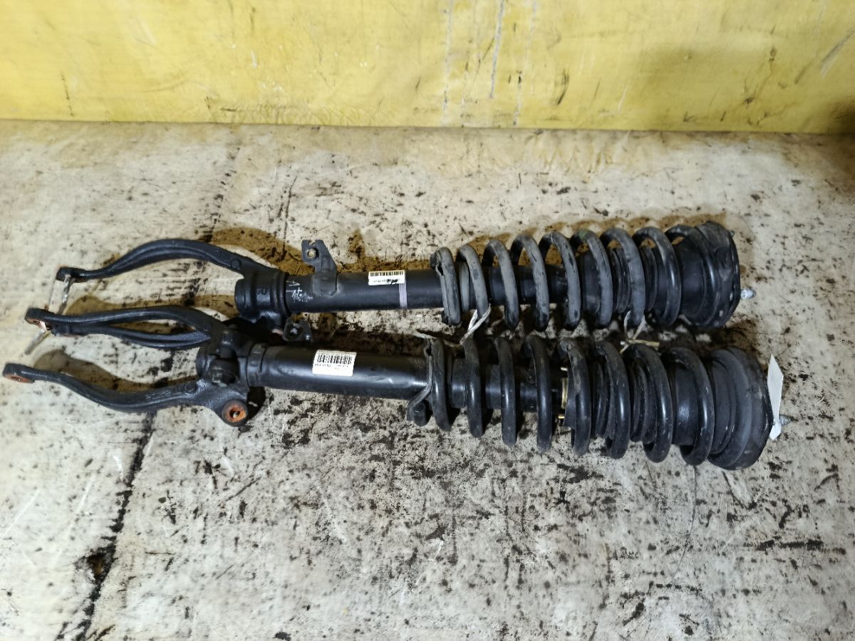 Стойка амортизатора на Mazda Atenza Wagon GHEFW LF-VD Фото 1