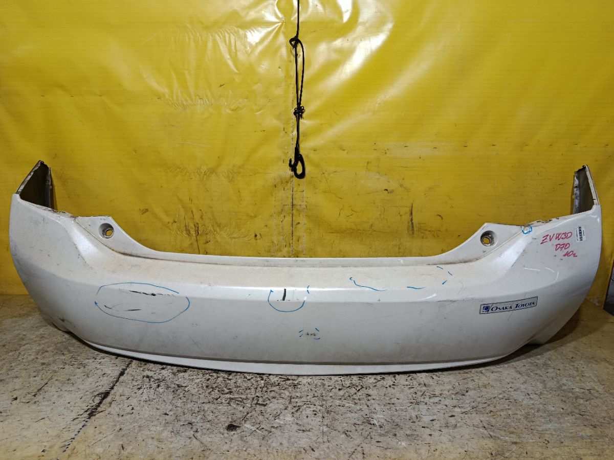 Бампер на Toyota Prius ZVW30 Фото 1