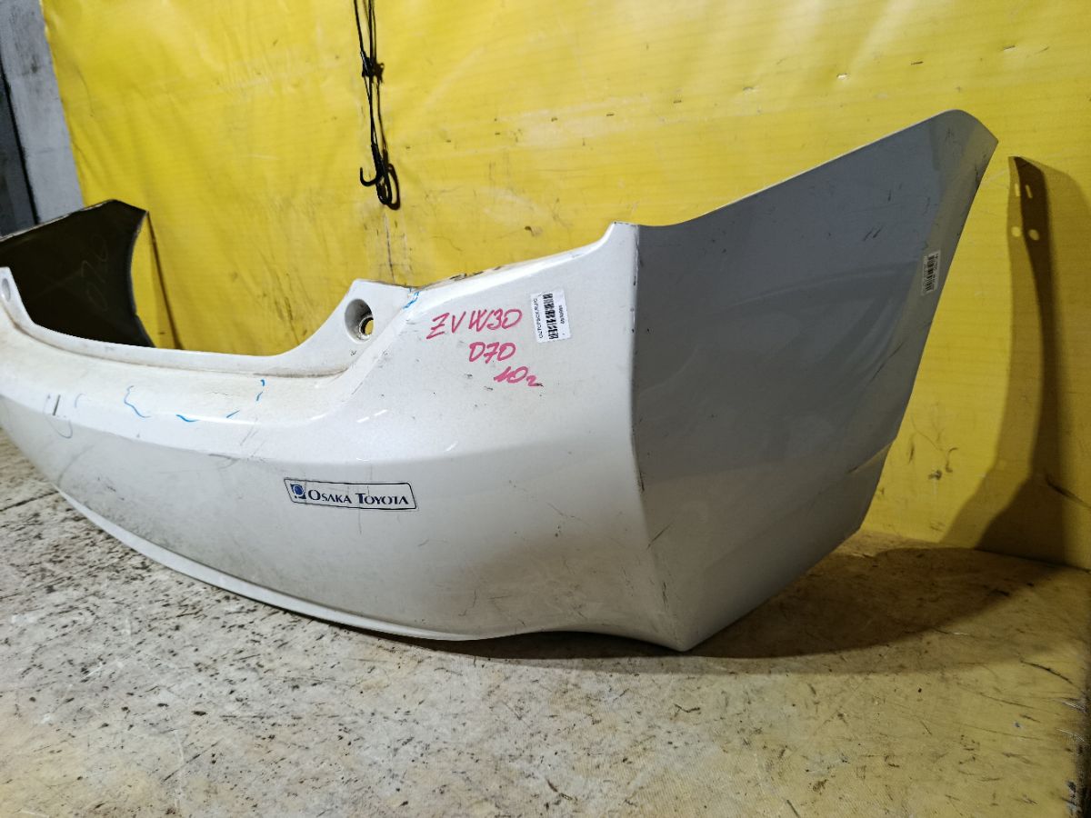 Бампер на Toyota Prius ZVW30 Фото 2