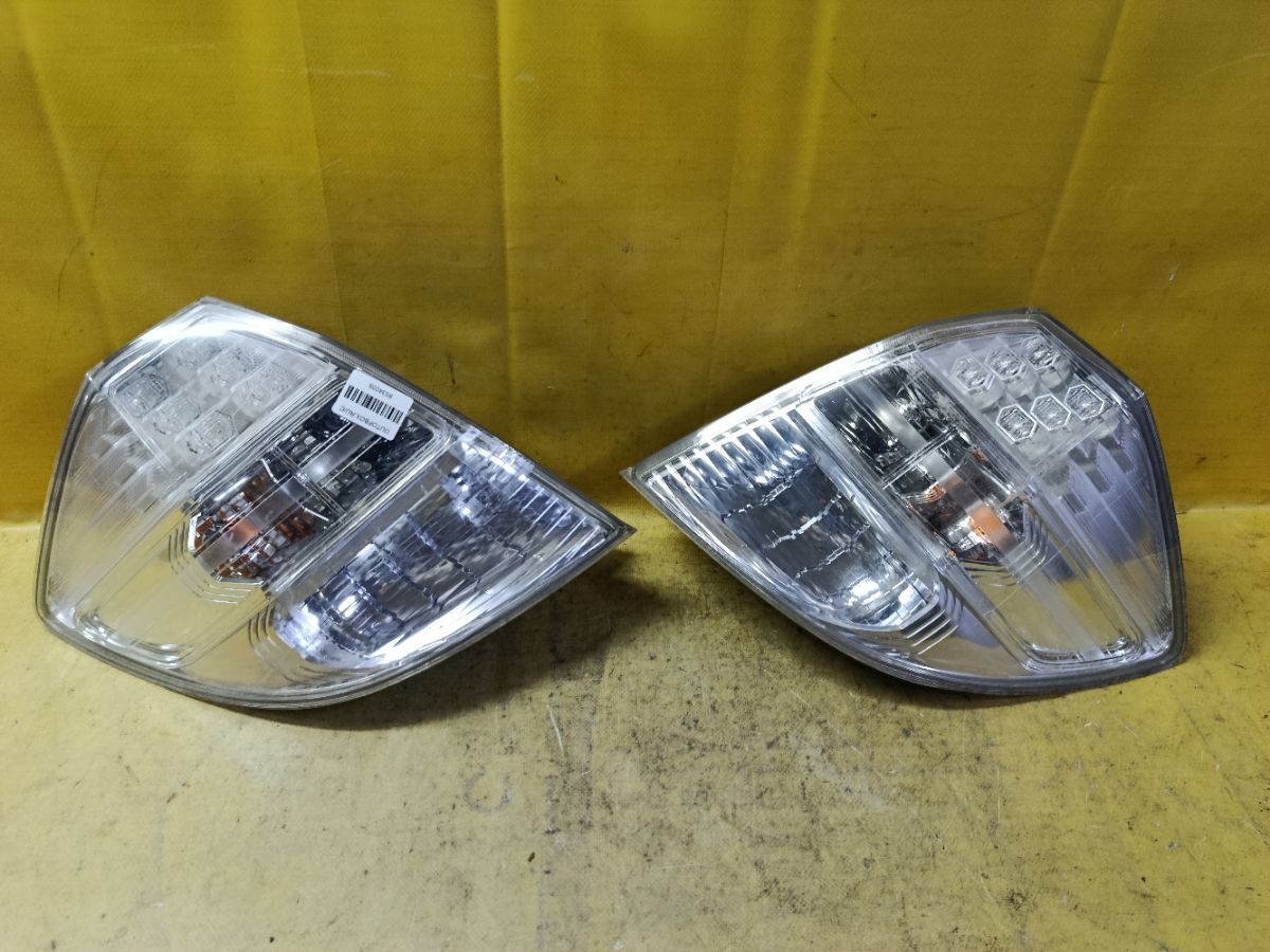 Стоп P9883 P9883, на Honda Fit Hybrid GP1 Фото 1