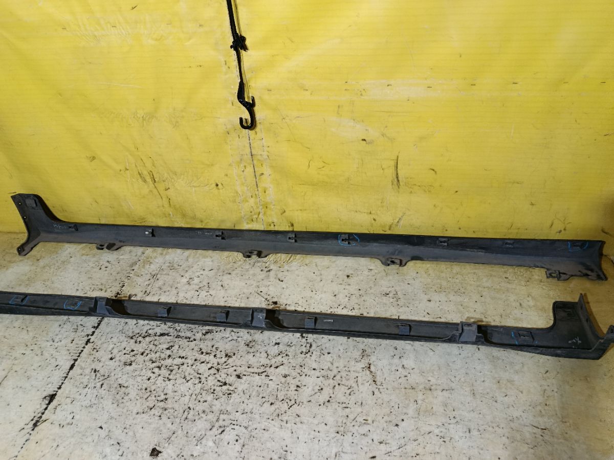 Порог кузова пластиковый ( обвес ) на Honda Freed GB3 Фото 5