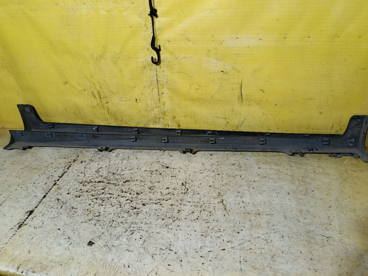 Порог кузова пластиковый ( обвес ) на Honda Freed GB3 Фото 7