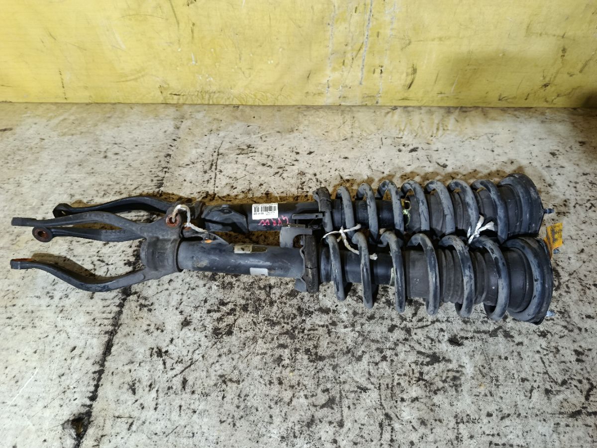 Стойка амортизатора на Mazda Atenza GY3W L3-VE Фото 1