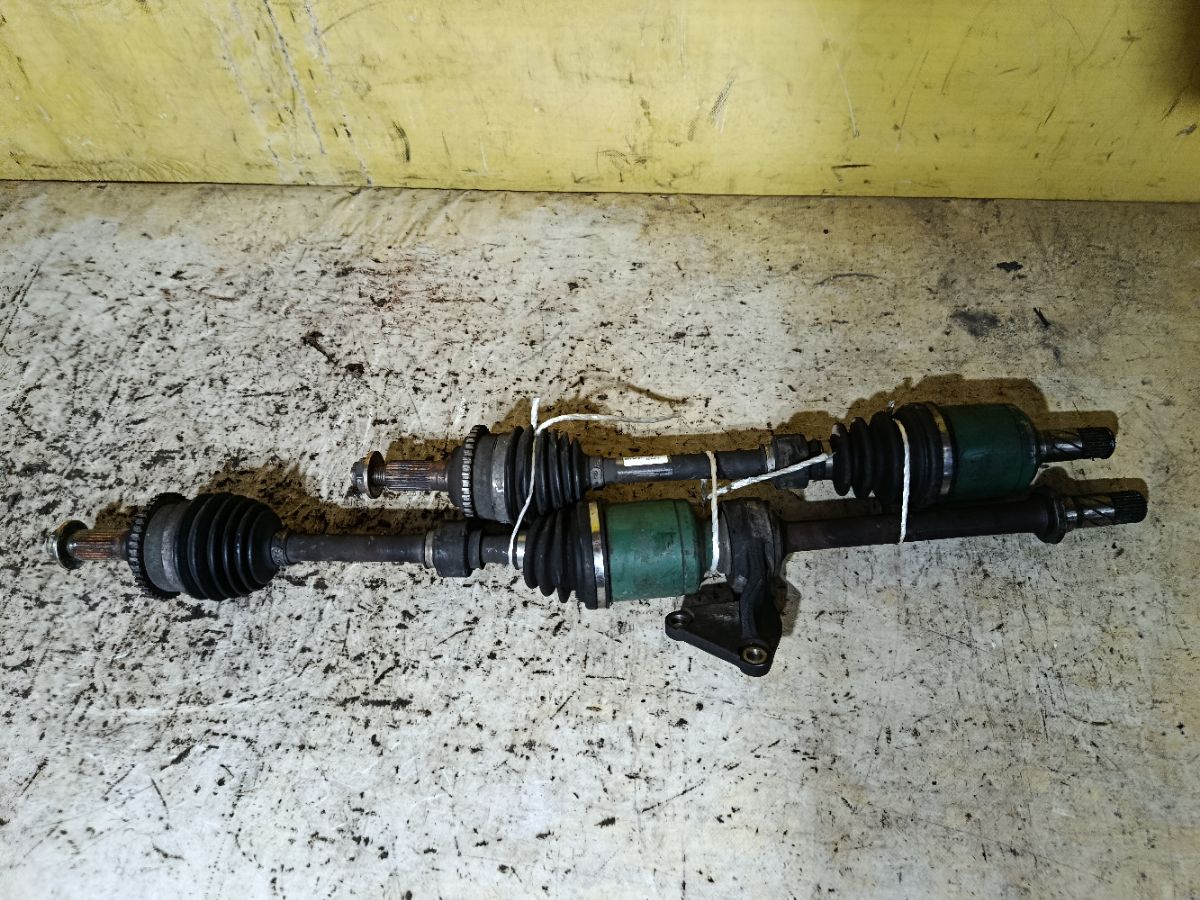 Привод на Mazda Atenza GY3W L3-VE Фото 1