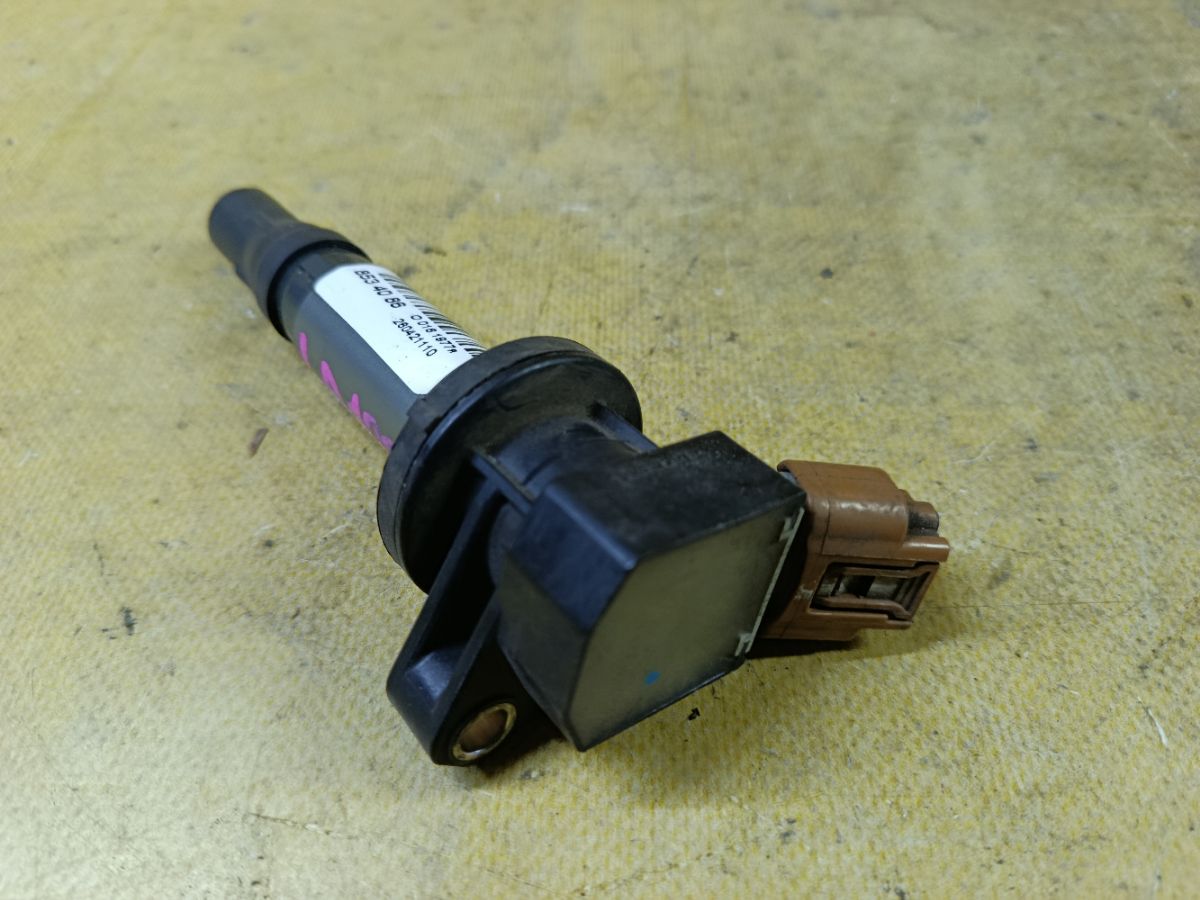 Катушка зажигания 19500-B2050 на Daihatsu Move LA100S KF-VE Фото 1