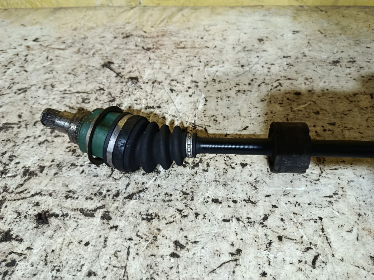 Привод на Daihatsu Move LA100S KF-VE Фото 4