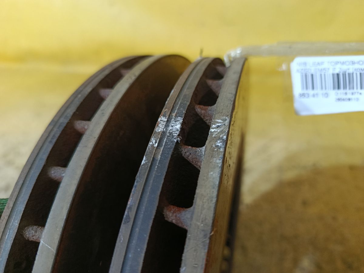 Тормозной диск на Nissan Leaf AZE0 EM57 Фото 2