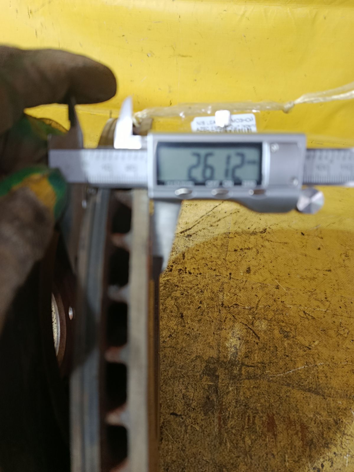 Тормозной диск на Nissan Leaf AZE0 EM57 Фото 3