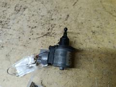 Электрокорректор фар 85661-48030 на Toyota Crown GRS180 Фото 5