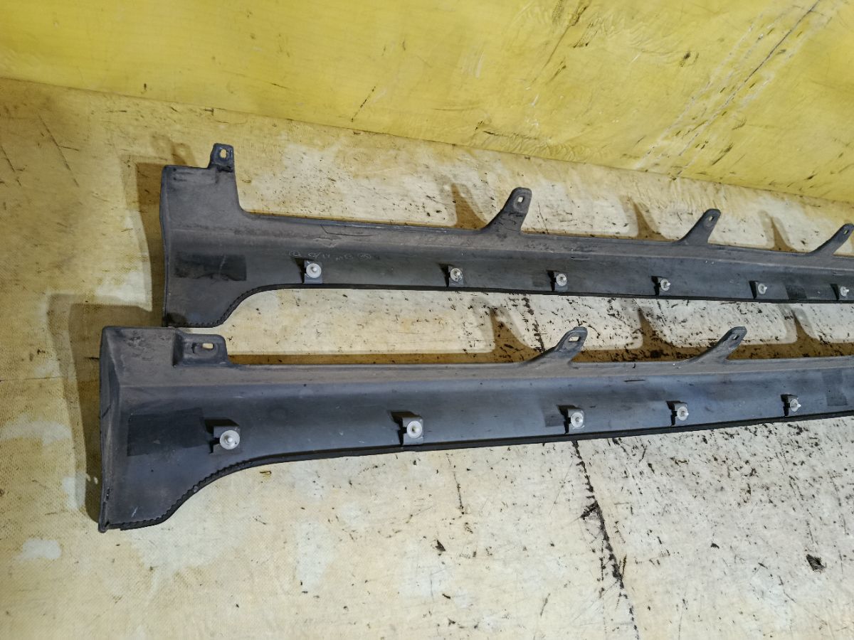 Порог кузова пластиковый ( обвес ) на Nissan Note E11 Фото 4