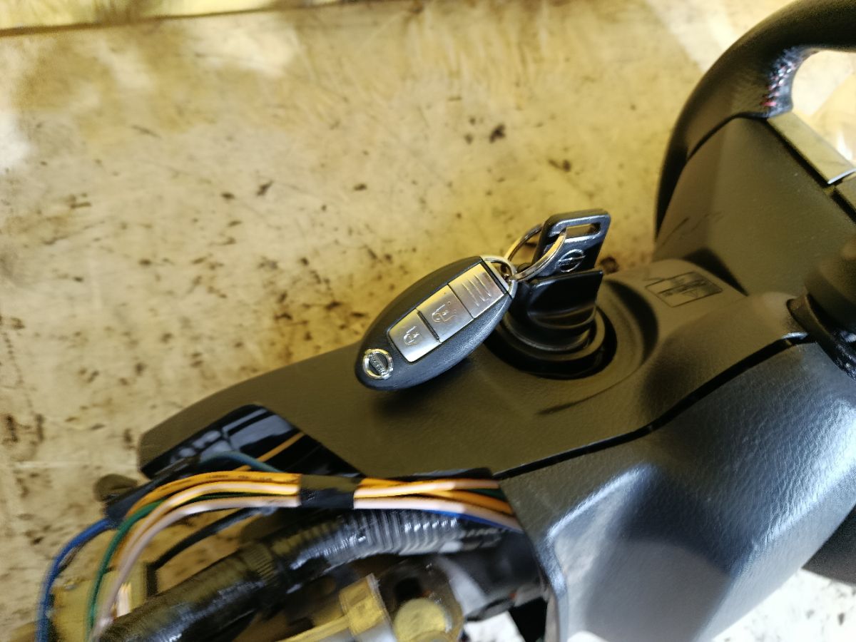 Рулевая колонка на Nissan Note E11 Фото 6