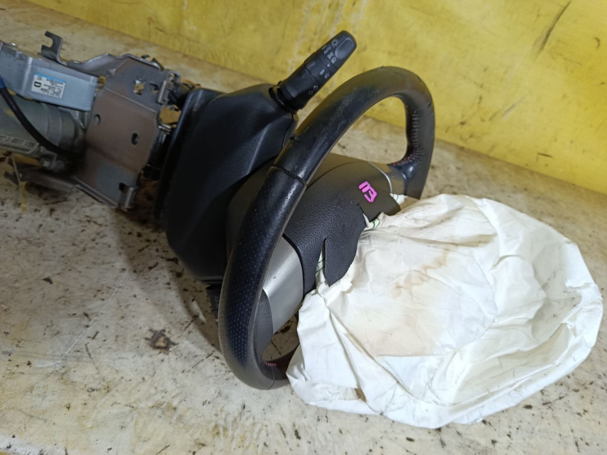 Рулевая колонка на Nissan Note E11 Фото 7