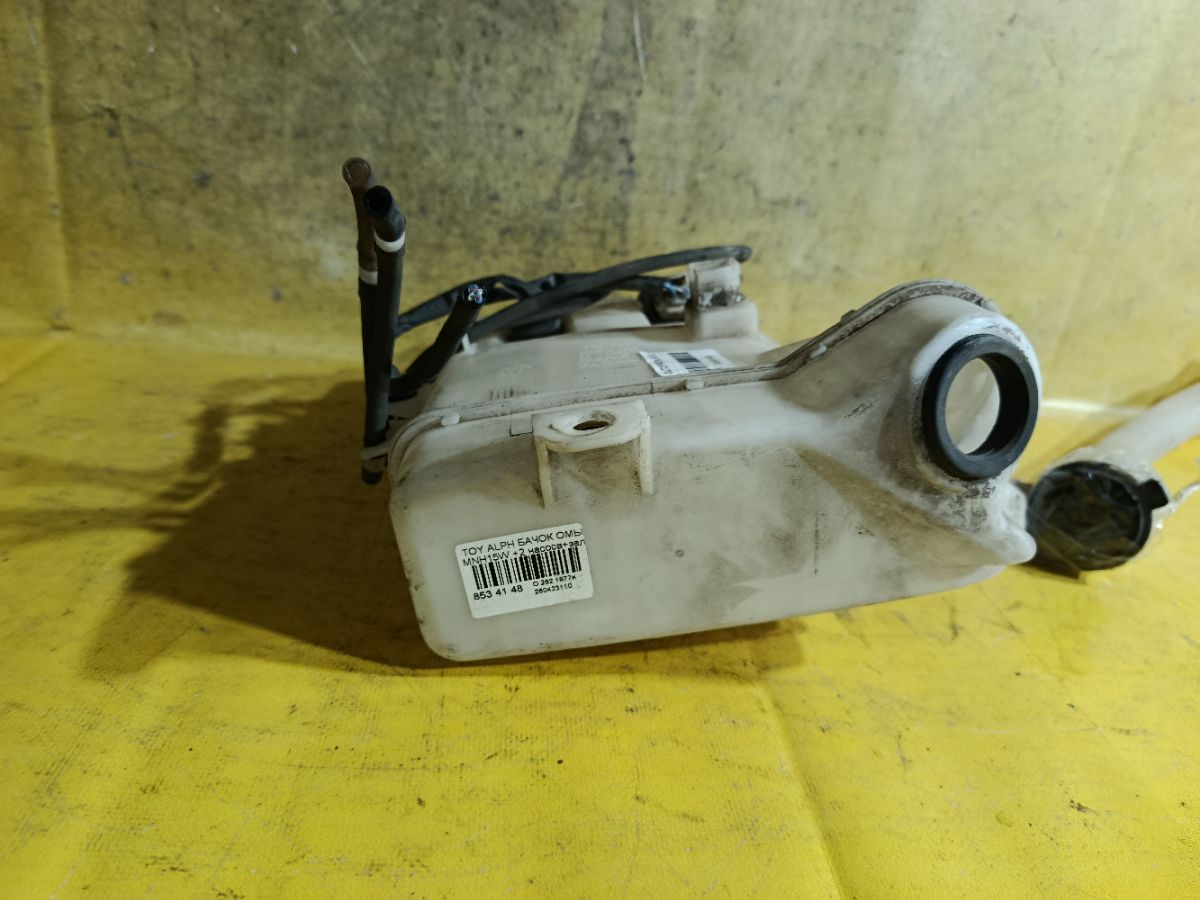 Бачок омывателя 85315-58010 на Toyota Alphard MNH15W Фото 5