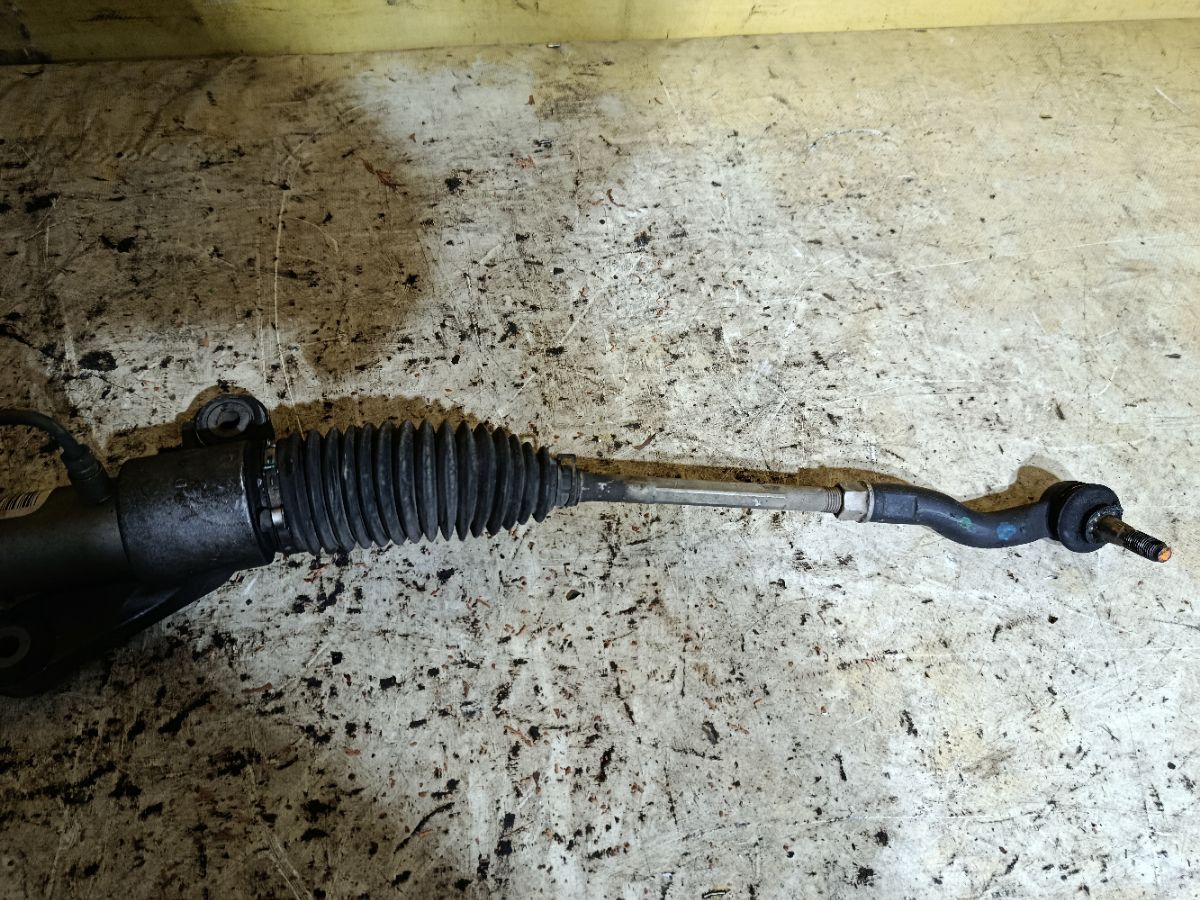 Рулевая рейка 45510-68010 на Toyota Isis ANM10G 1AZ-FSE Фото 6