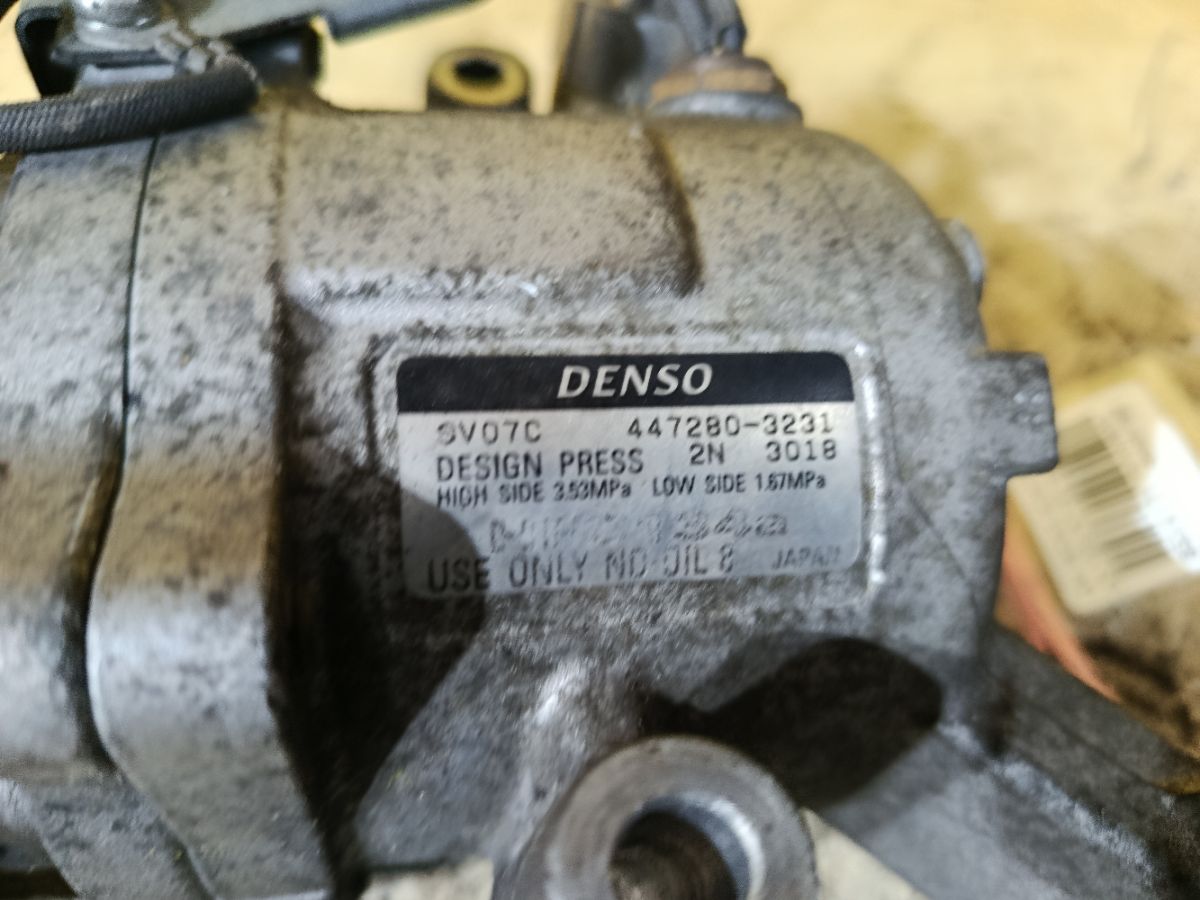 Компрессор кондиционера 447280-3231 на Daihatsu Move LA110S KF-VE Фото 4