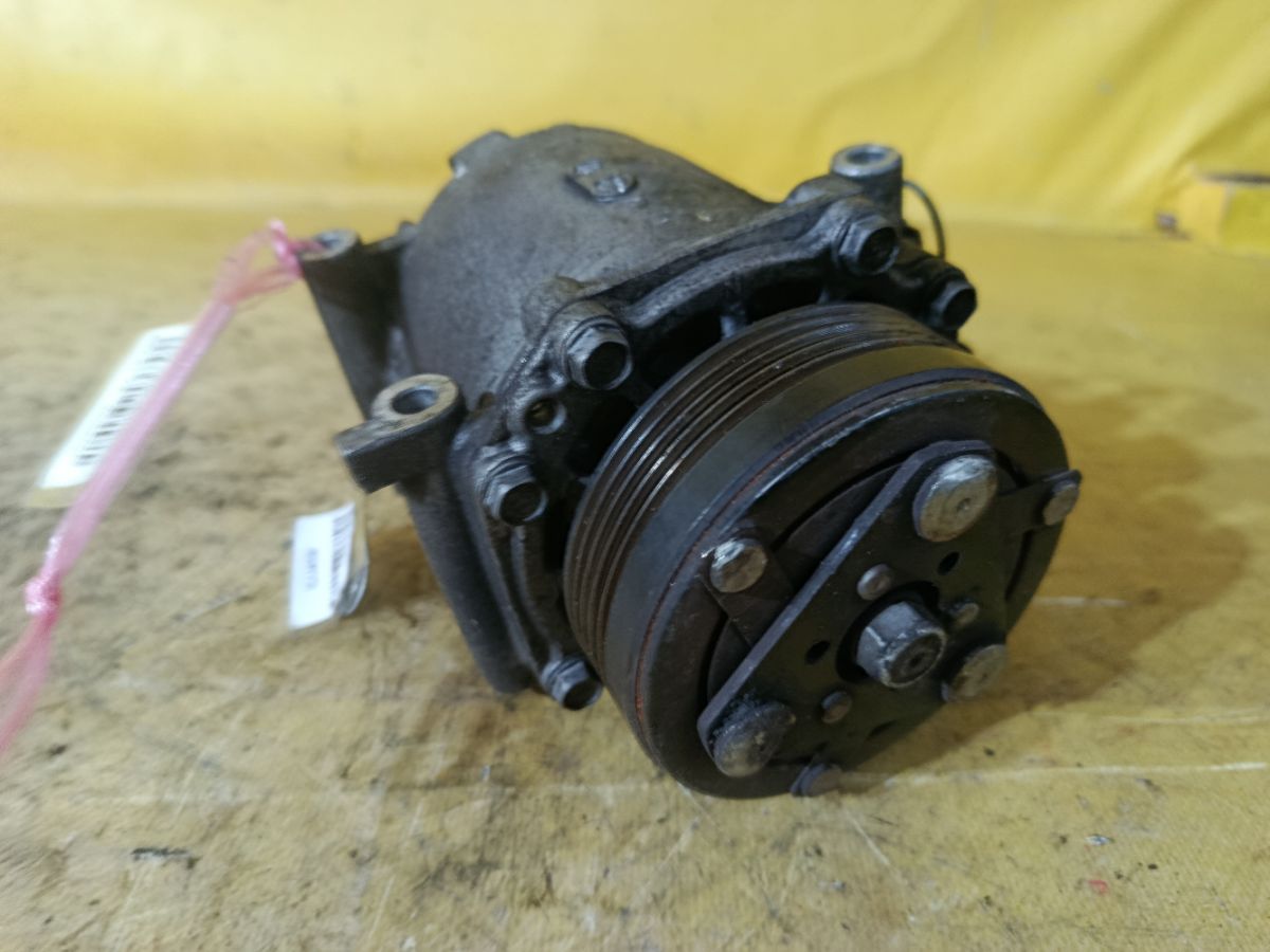 Компрессор кондиционера MN157931 на Mitsubishi I HA1W 3B20 Фото 5