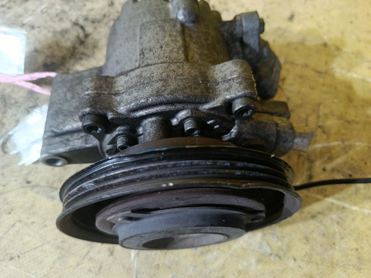 Компрессор кондиционера 447260-5863 на Daihatsu Sonica L405S KF-DET Фото 4