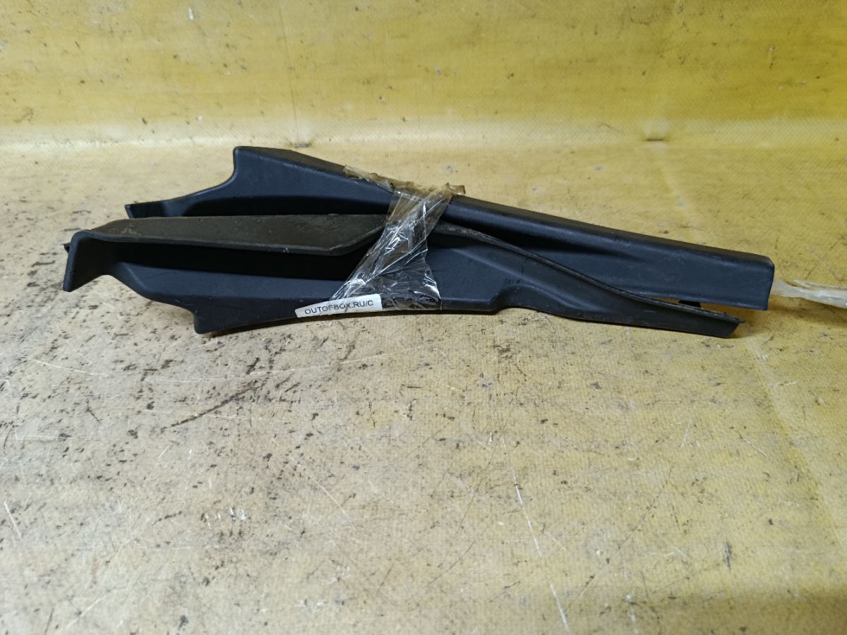 Решетка под лобовое стекло 66894-3NC0A, 66895-3NC0A на Nissan Leaf AZE0 Фото 4