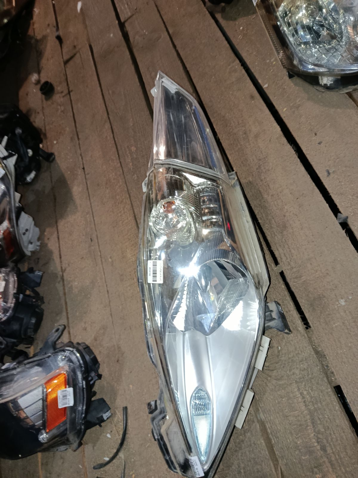 Фара 1865 1865, на Nissan Leaf AZE0 Фото 11
