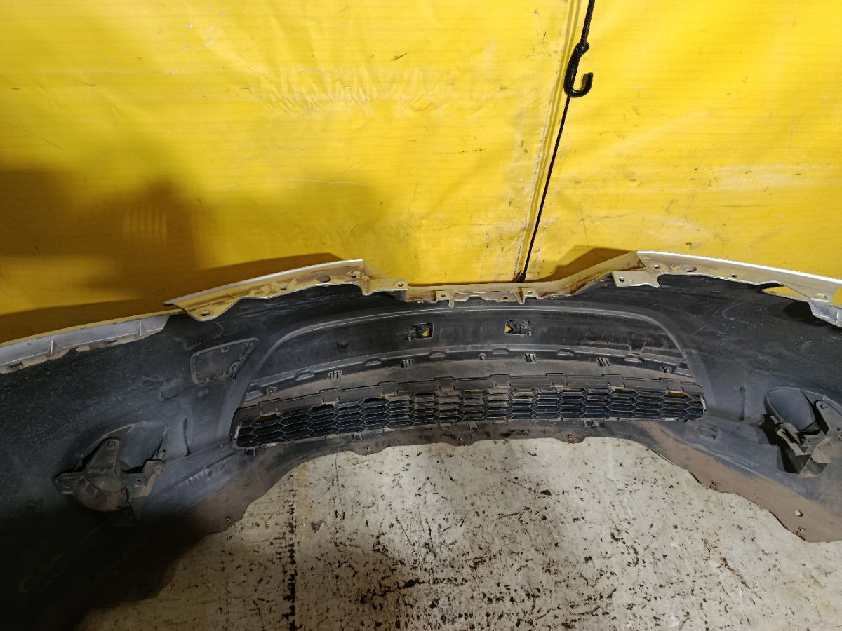 Бампер на Nissan Leaf AZE0 Фото 14