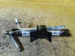 Домкрат на Mazda Demio DE3FS Фото 2