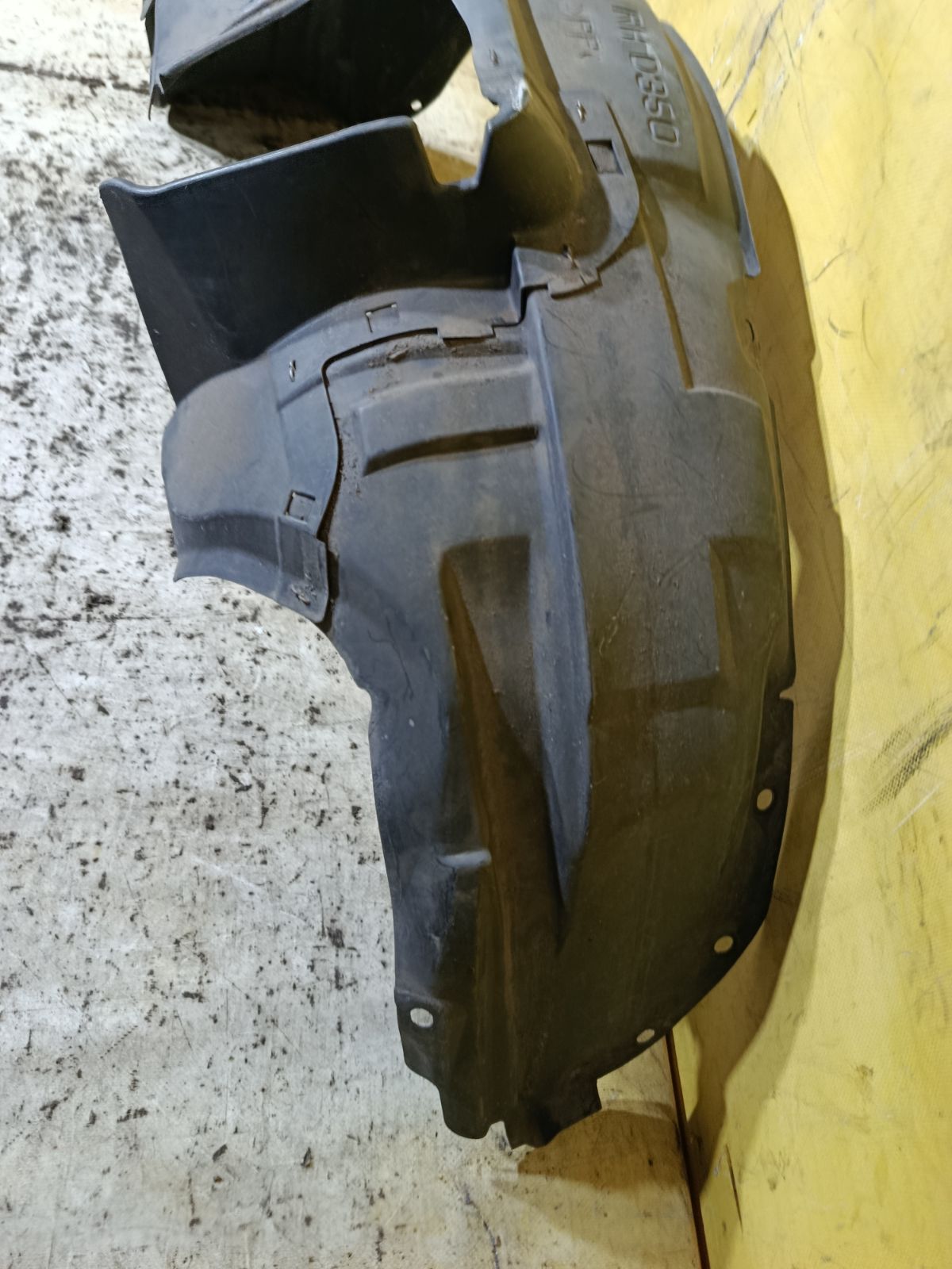 Подкрылок D3505613YJ, D3505613YK, D3505613YL, D3505613YM на Mazda Verisa DC5W ZY-VE Фото 3