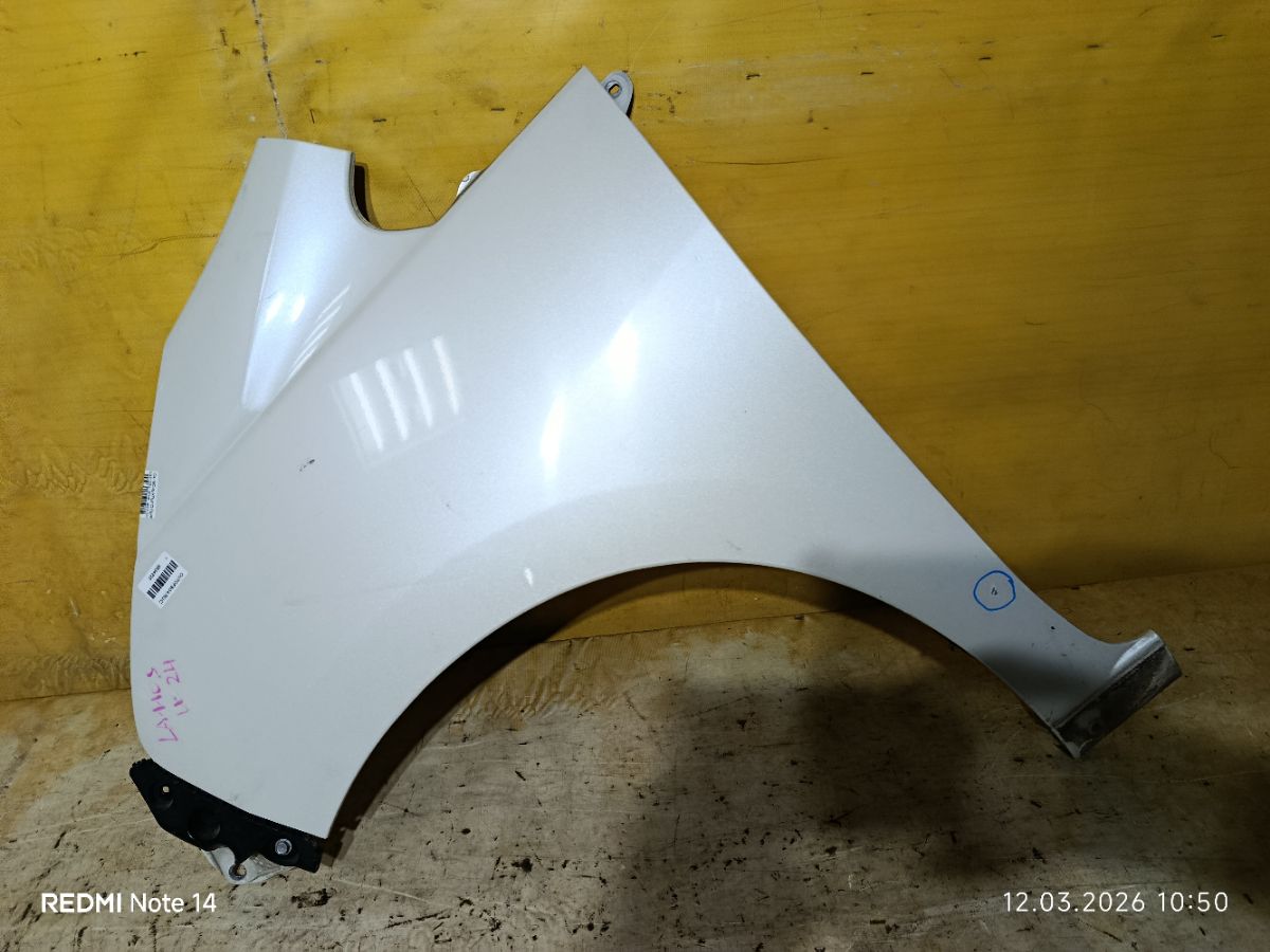 Крыло переднее на Daihatsu Move LA110S Фото 2