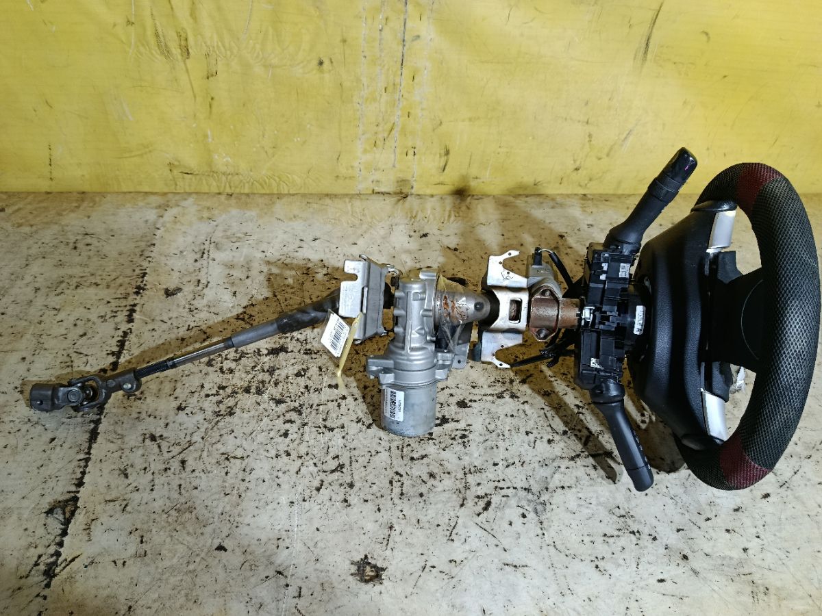 Рулевая колонка на Daihatsu Move LA110S Фото 2