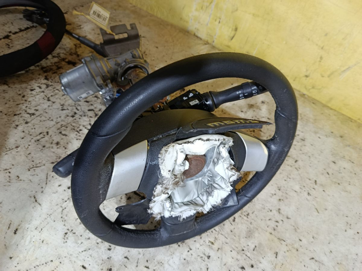 Рулевая колонка на Daihatsu Move LA110S Фото 3