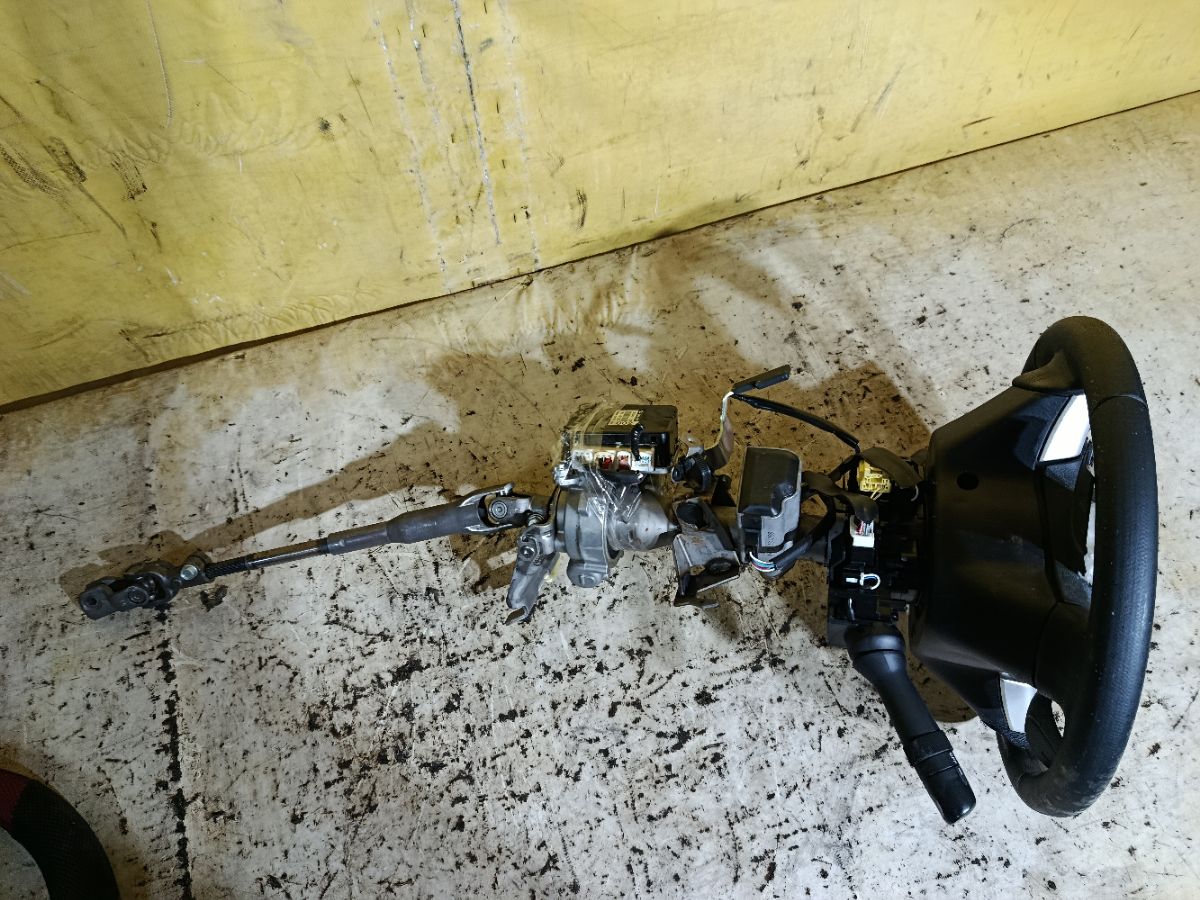 Рулевая колонка на Daihatsu Move LA110S Фото 5