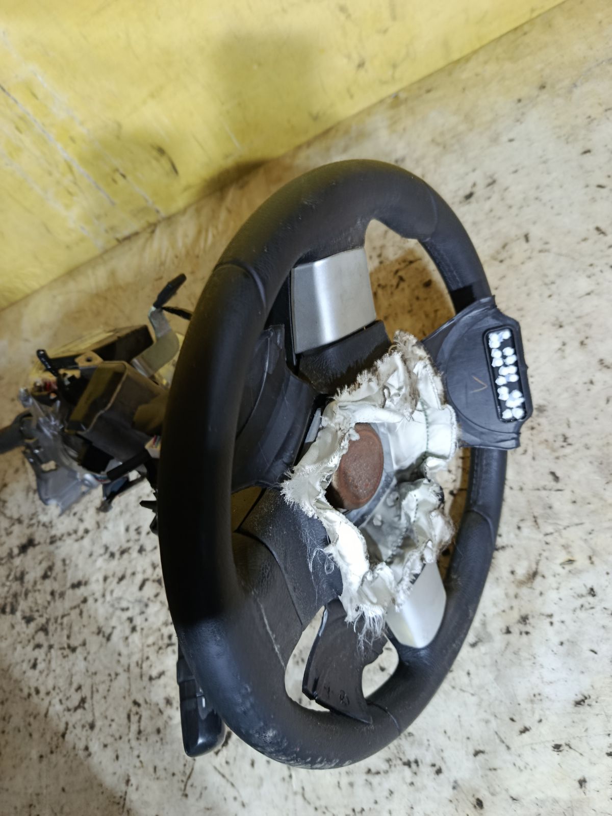 Рулевая колонка на Daihatsu Move LA110S Фото 6