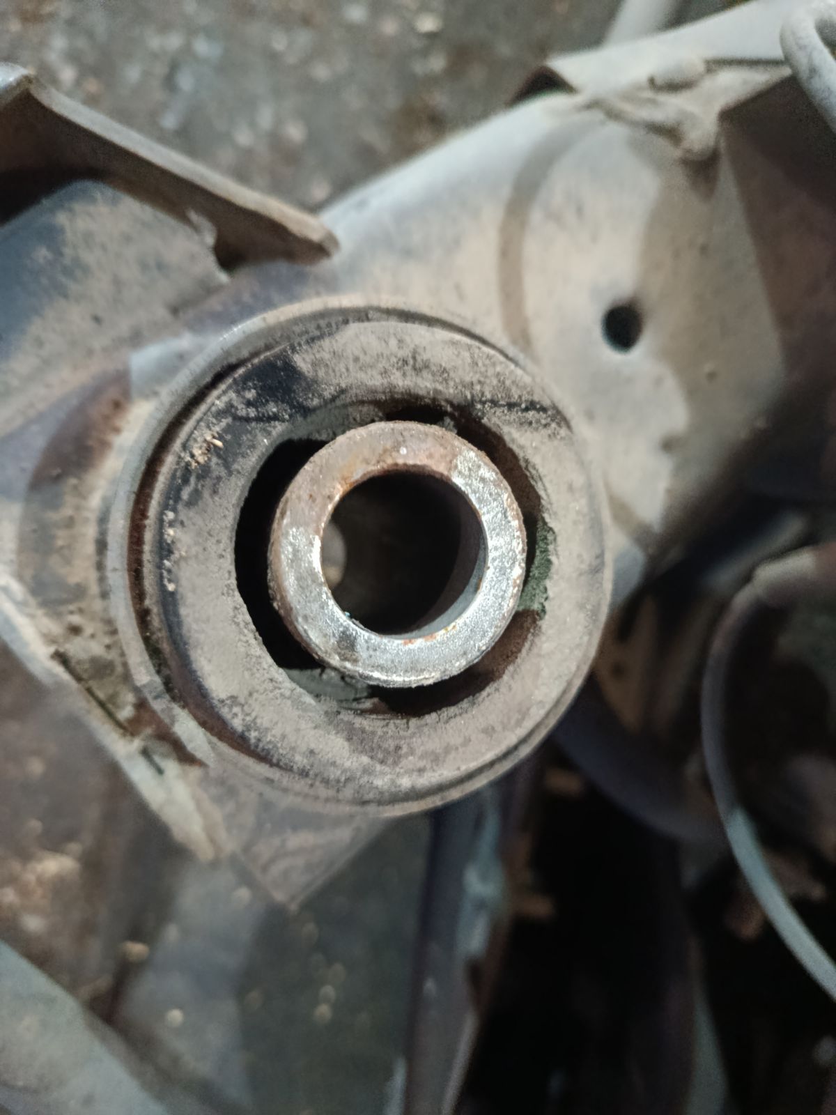 Балка подвески на Nissan Murano TZ51 QR25DE Фото 5