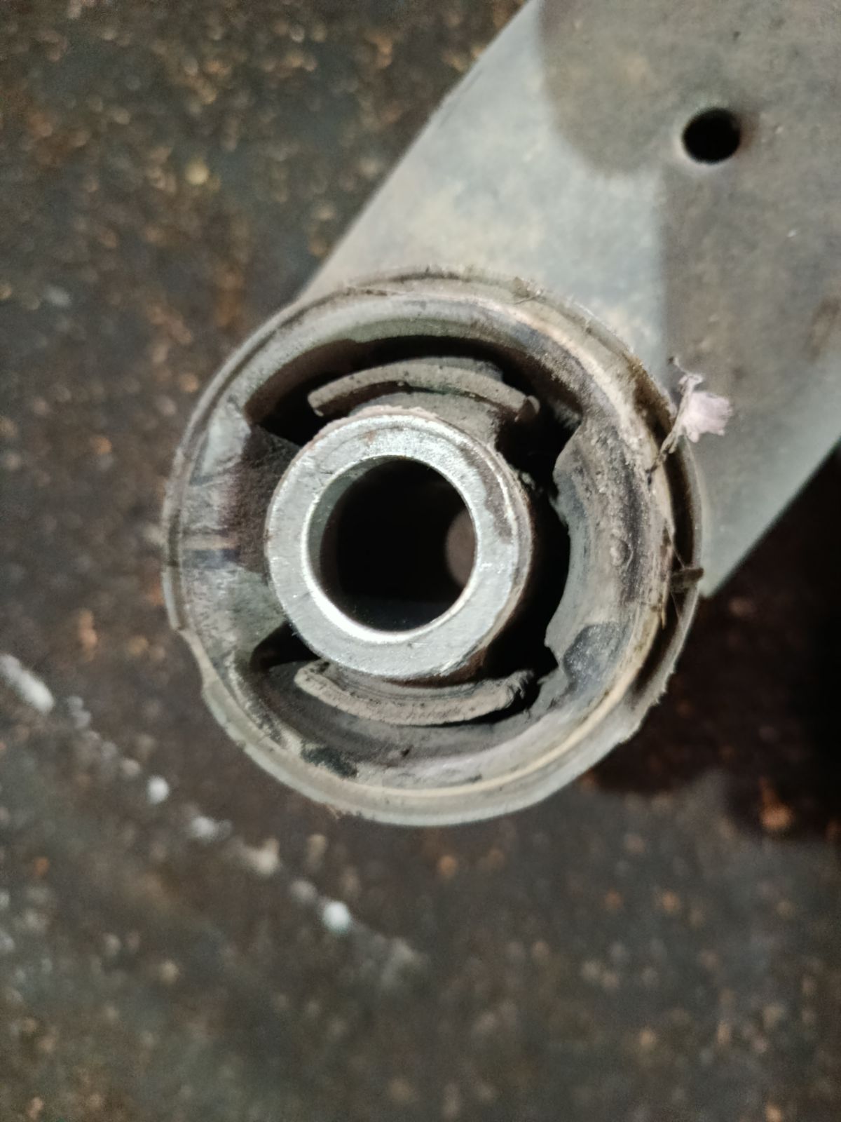 Балка подвески на Nissan Murano TZ51 QR25DE Фото 7