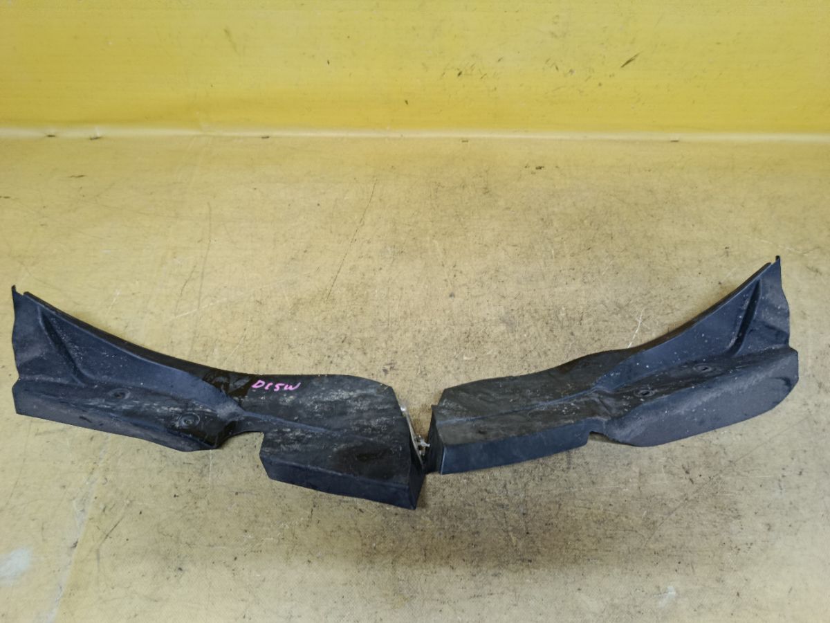 Подкрылок D46150341, D46150351 на Mazda Verisa DC5W ZY-VE Фото 3