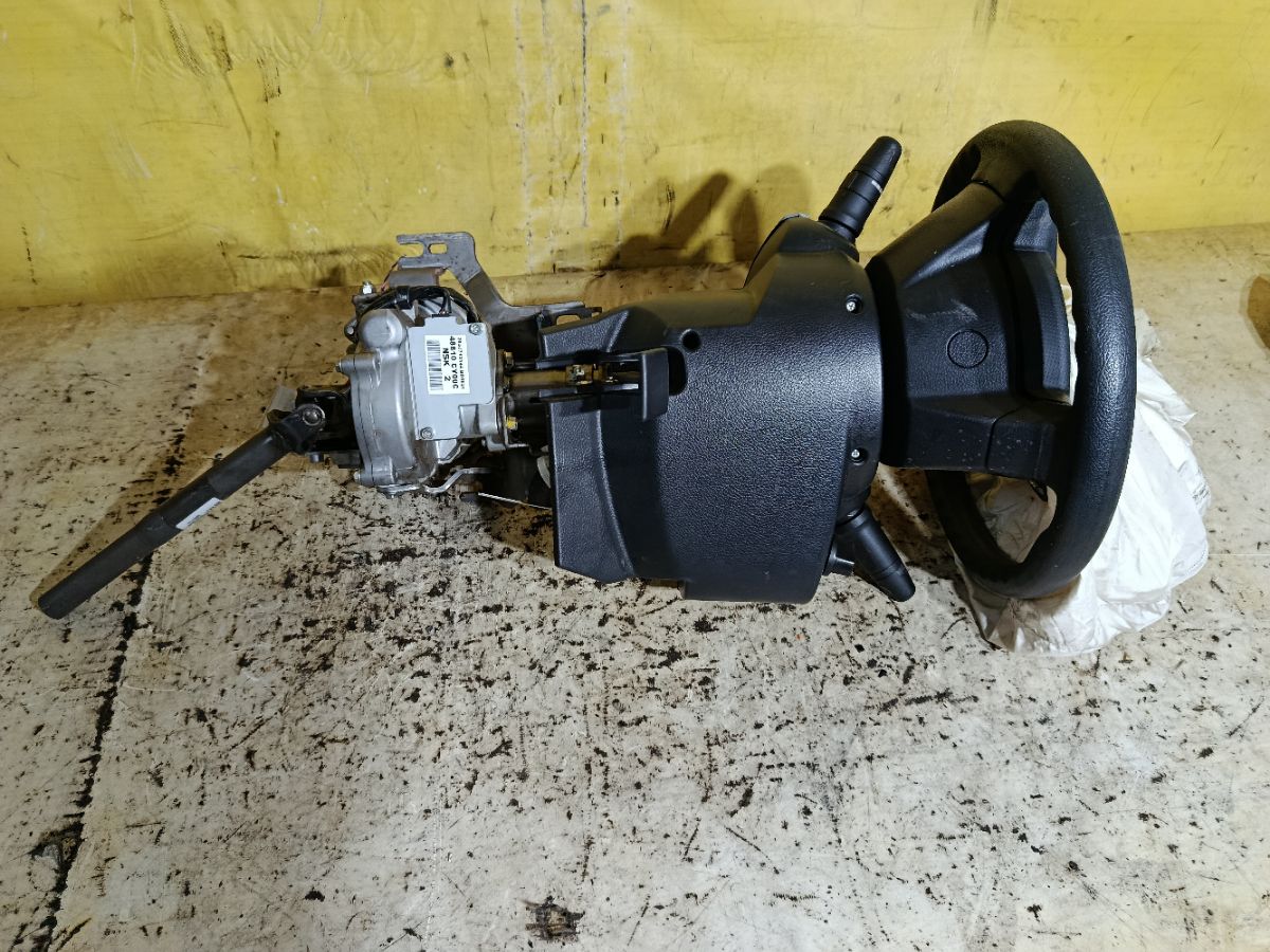 Рулевая колонка на Nissan Serena C25 Фото 2