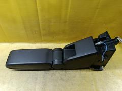 Подлокотник на Nissan Tiida C11 Фото 8