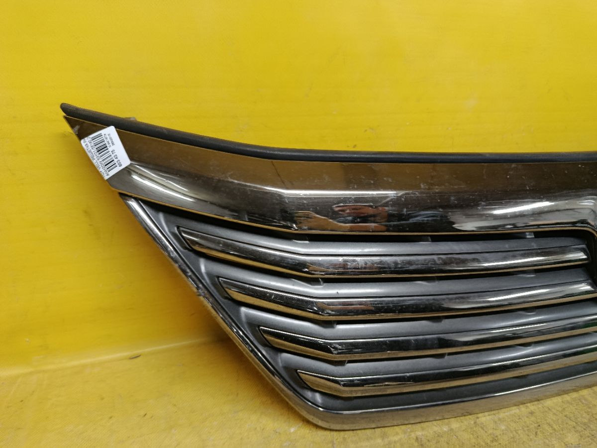 Решетка радиатора 53101-58140 на Toyota Vellfire ANH20W Фото 6