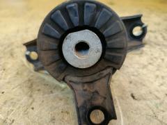 Подушка двигателя на Toyota Passo KGC10 1KR-FE Фото 4
