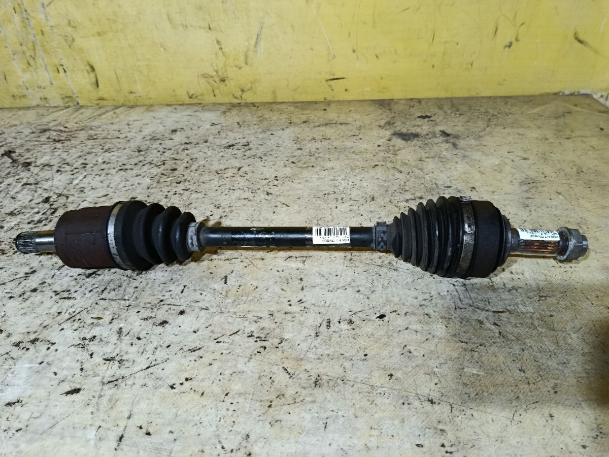 Привод на Honda Fit Hybrid GP1 LDA Фото 2