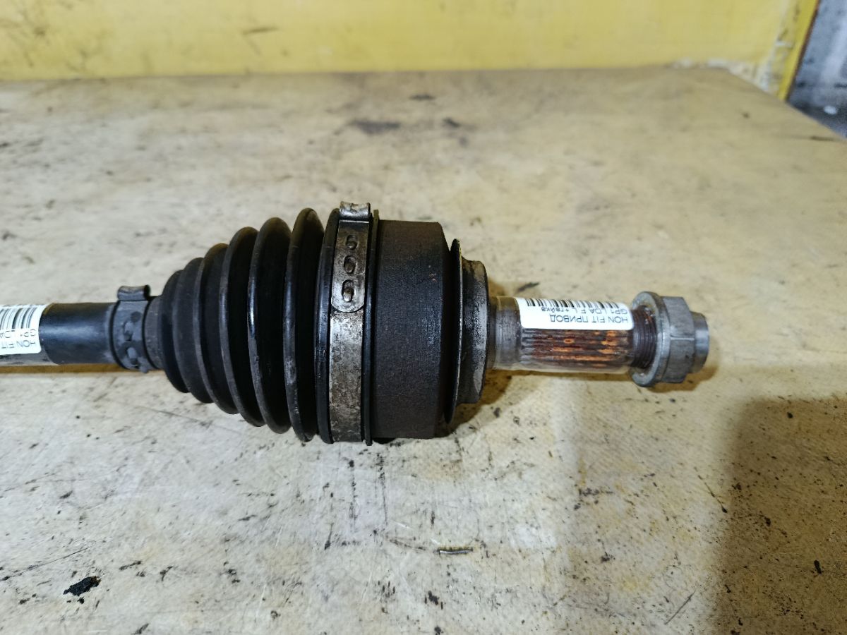 Привод на Honda Fit Hybrid GP1 LDA Фото 3