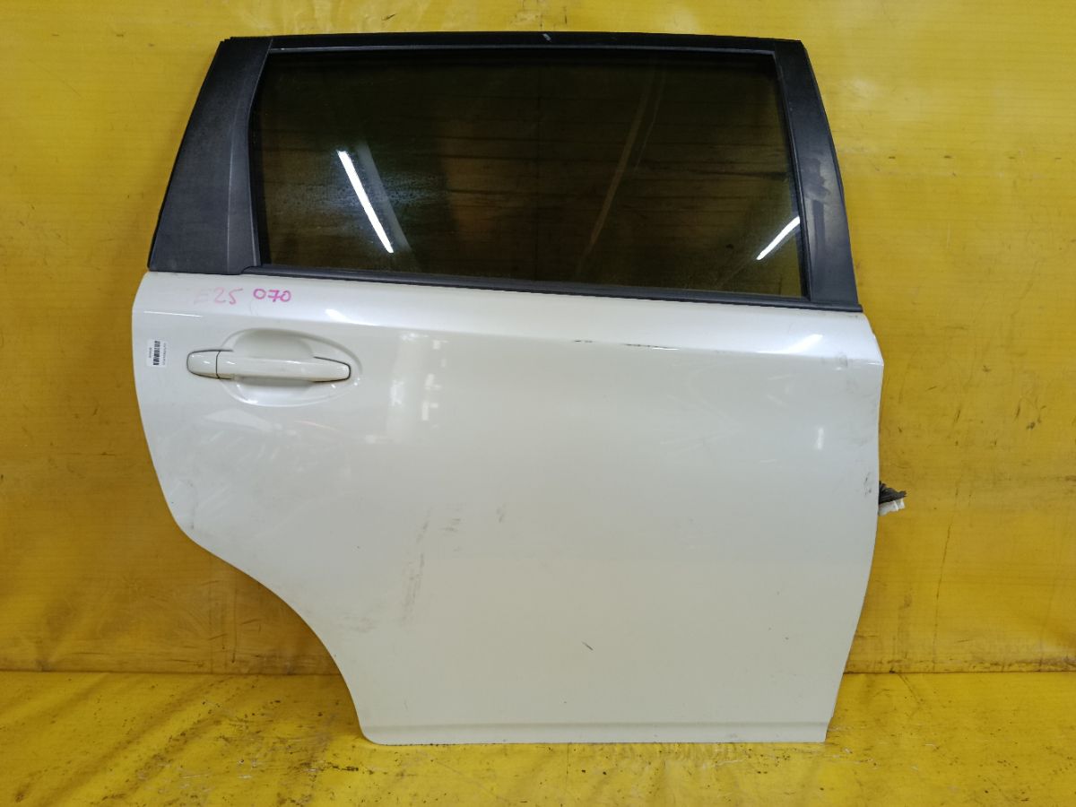 Дверь боковая на Toyota Wish ZGE25G Фото 4