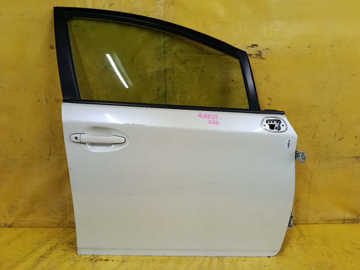 Дверь боковая на Toyota Wish ZGE25G Фото 4