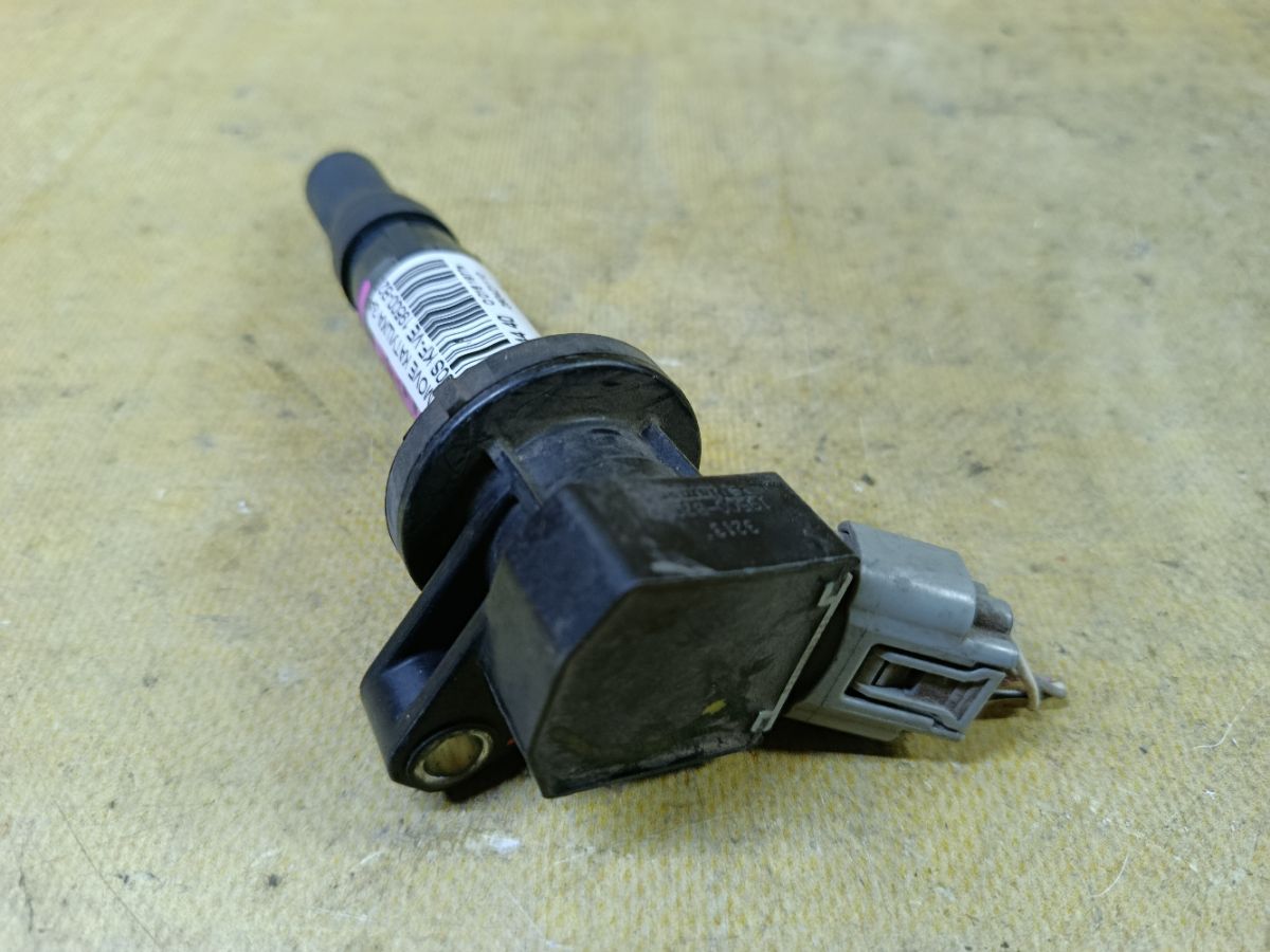 Катушка зажигания 19500-B2050 на Daihatsu Move LA100S KF-VE Фото 2