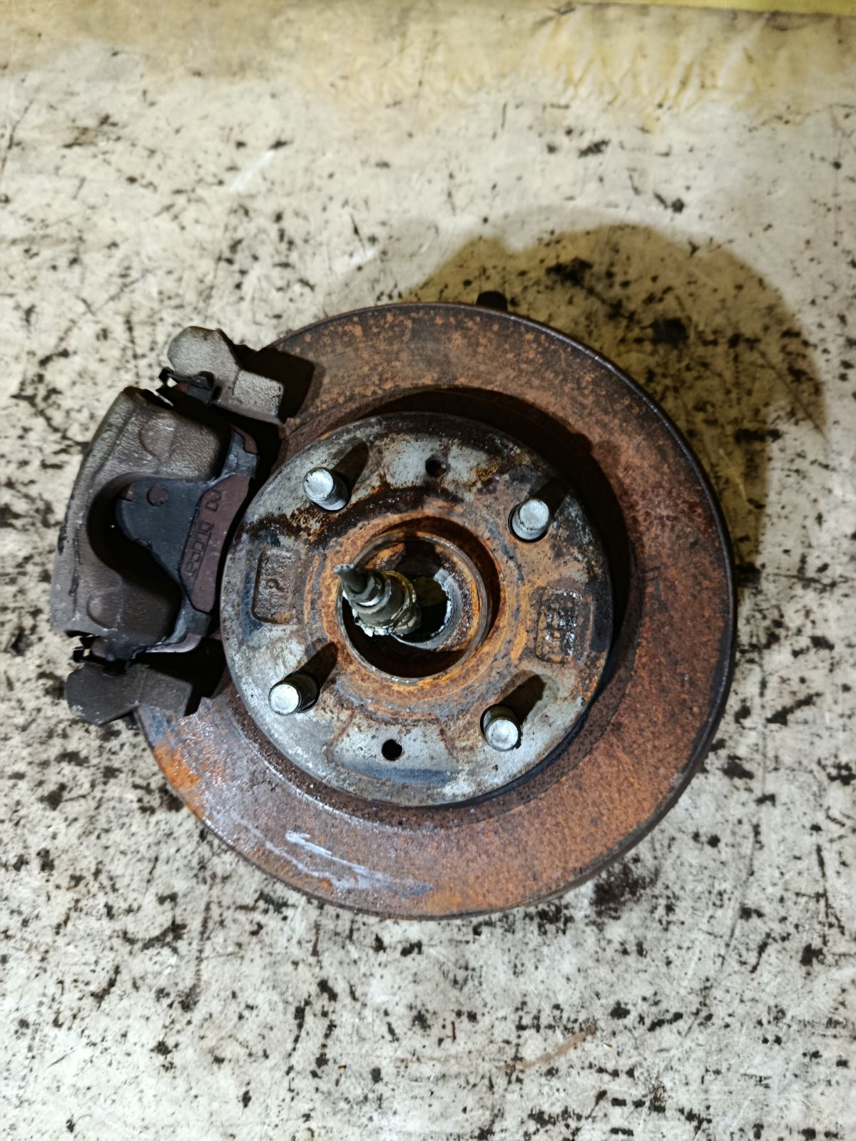 Ступица на Daihatsu Move LA100S KF-VE Фото 3