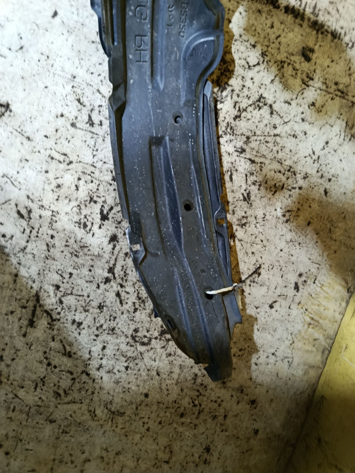 Подкрылок 53876-B2290, 53875-B2290 на Daihatsu Move LA100S KF-VE Фото 7